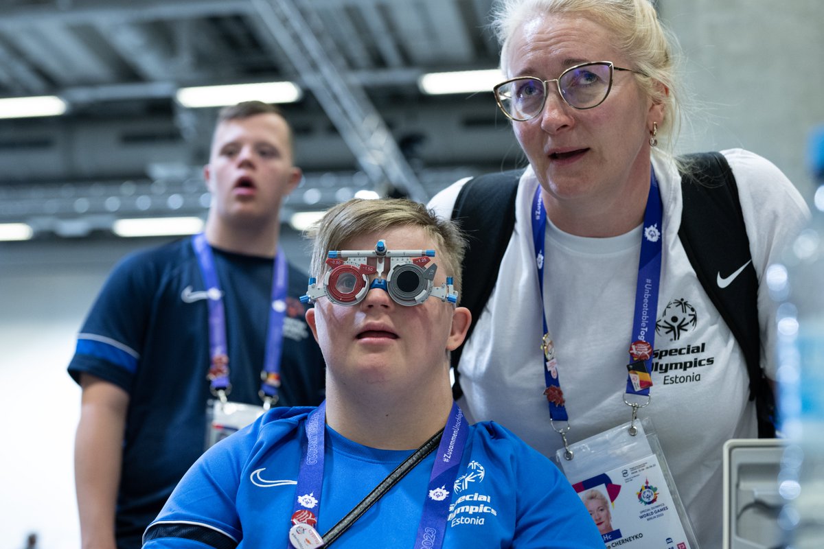 soeuropeeurasia's tweet photo. We are thrilled to share the incredible impact of the Special Olympics Opening Eyes program in partnership with Lions Clubs International Foundation, the OneSight EssilorLuxottica Foundation and Safilo! Together, we continue to change lives. 💪✨

#ChooseToInclude https://t.co/PT0BGrx0VV