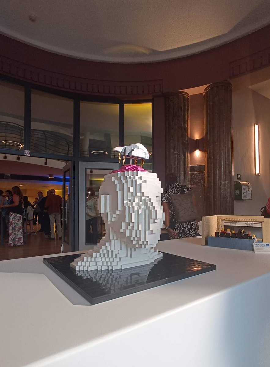 Namur is pleased to host the final conference of IT4Anxiety, of which CNP Saint-Martin is the leader! 🎉 It is in the heart of Namur that this project ends with numerous conferences at La Bourse, a start-ups fair at Le Pavillon, and a networking moment at the Grand Manège. ✨