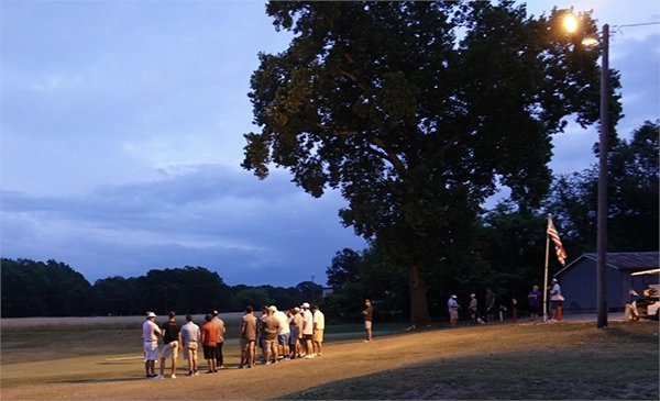 The Chesnee Country Club in N. Sptbg Co  was started and built by working men 60 years ago. It remains a favorite of golfers who trade their work boots for golf shoes at the end of the day and finish under a street light, <a href="/SCGA1929/">SC Golf Association</a>  Story at scgolfclub.com
