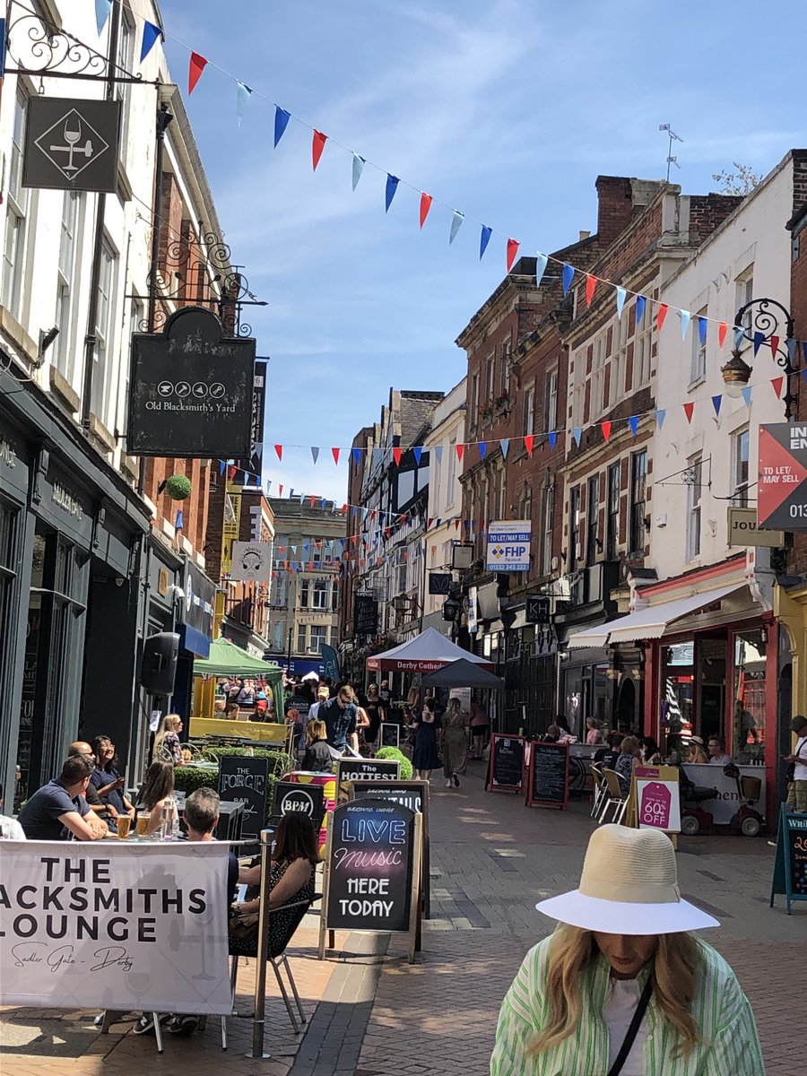 DerbyDaysOut's tweet image. An event to celebrate the delights of Sadler Gate returns to Derby’s Cathedral Quarter this weekend! Celebrate Sadler Gate, the all-day, free event takes place on Saturday, July 1, and includes live music, dance performances, street food, and fantastic shop discounts!