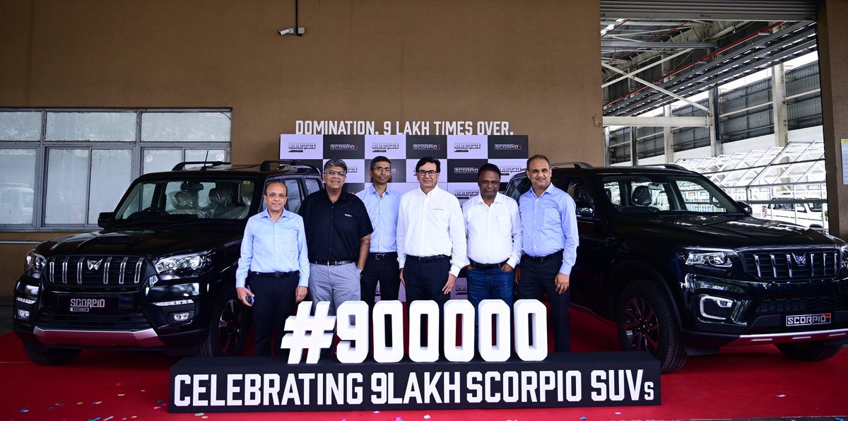 hormazdsorabjee's tweet photo. The SUV single-handedly changed the perception of the Mahindra brand when it was launched in 2002 has clocked 900k units and is on a fast track to the million mark. Scorpio a true automotive icon and one that frankly has no direct competition. https://t.co/8nUWYSYriK