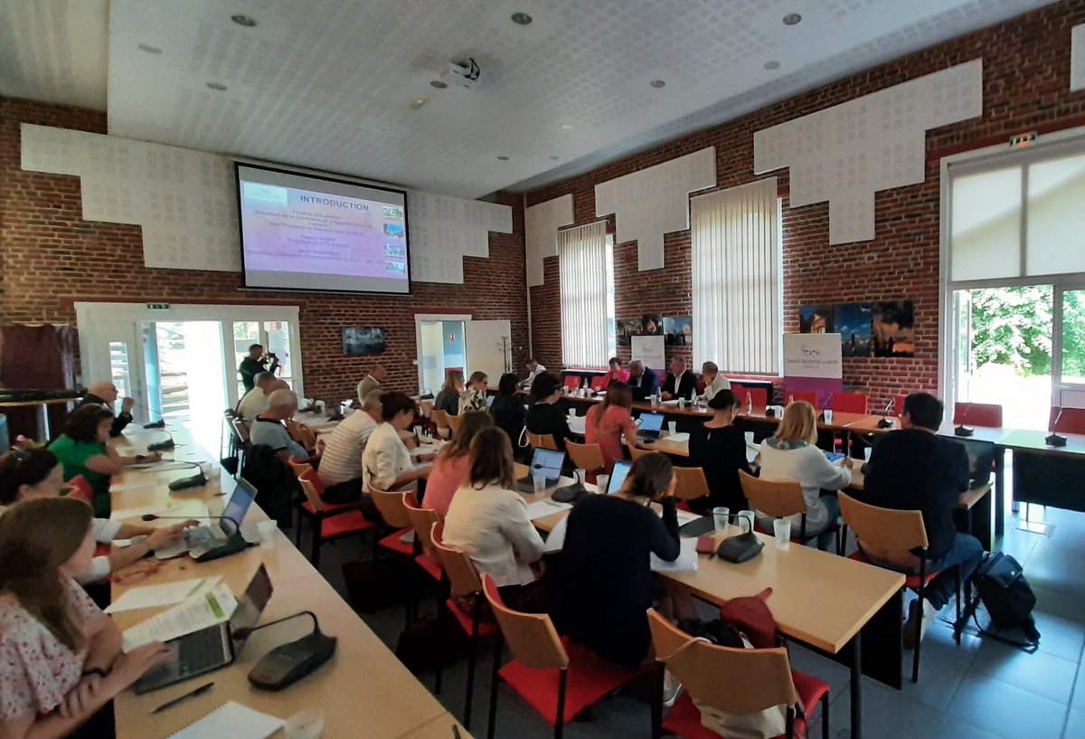 💬 Nouvelle réunion plénière du conseil territorial de santé du Hainaut à Lewarde pour :
➡️ partager les forces et faiblesses du douaisis ;
➡️ travailler aux suites concrètes des #CNR santé 
👏 des échanges nourris et positifs