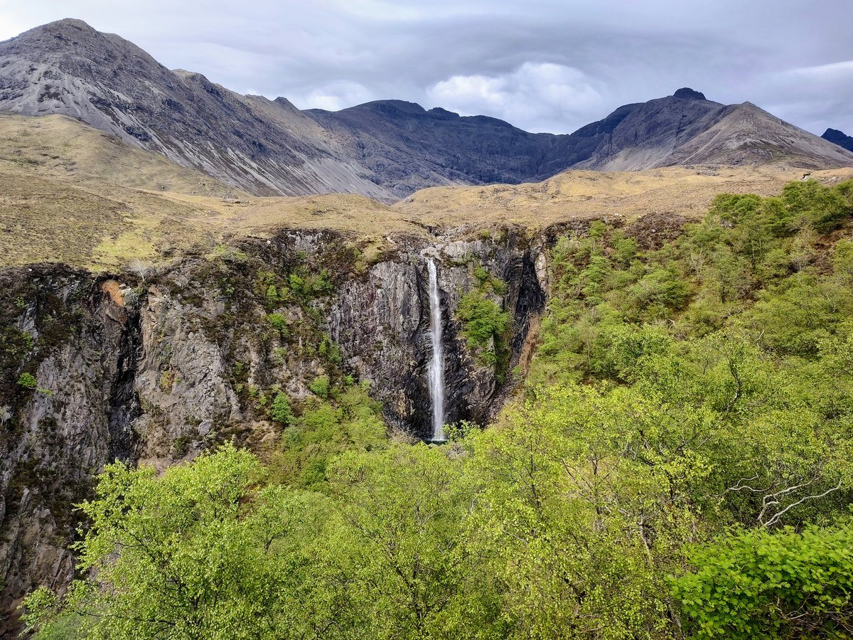 Interested in doing research on the land and communities of our uplands and mountains? We have an exciting opportunity for a new researcher to join our interdisciplinary team! Apply by 31 July @ThinkUHI @UHIPerth_ perth.ciphr-irecruit.com/Applicants/vac…