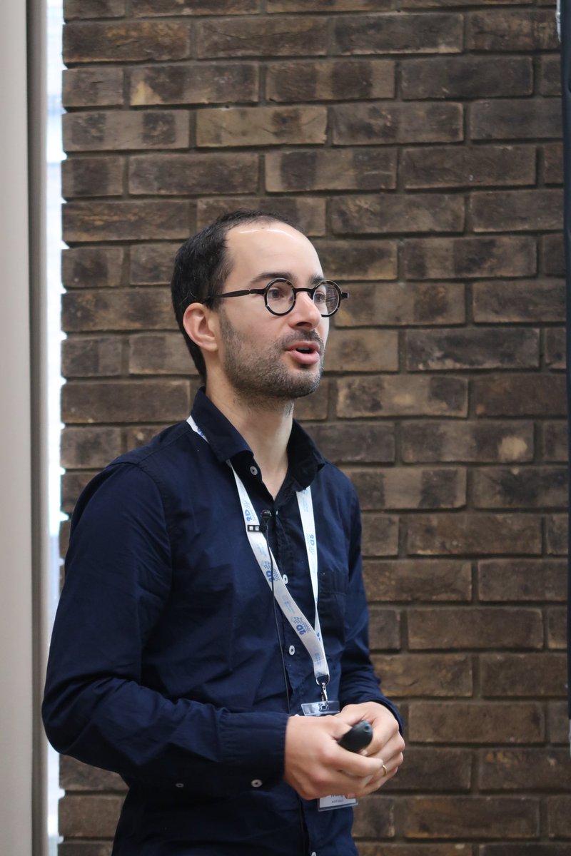 Damien Voiry <a href="/VoiryGroup/">Voiry Group 🇺🇦</a> from <a href="/CNRS/">CNRS 🌍</a> @INC_CNRS talks about Surface Engineering of MoS2 Nanosheets For Water Reclamation.