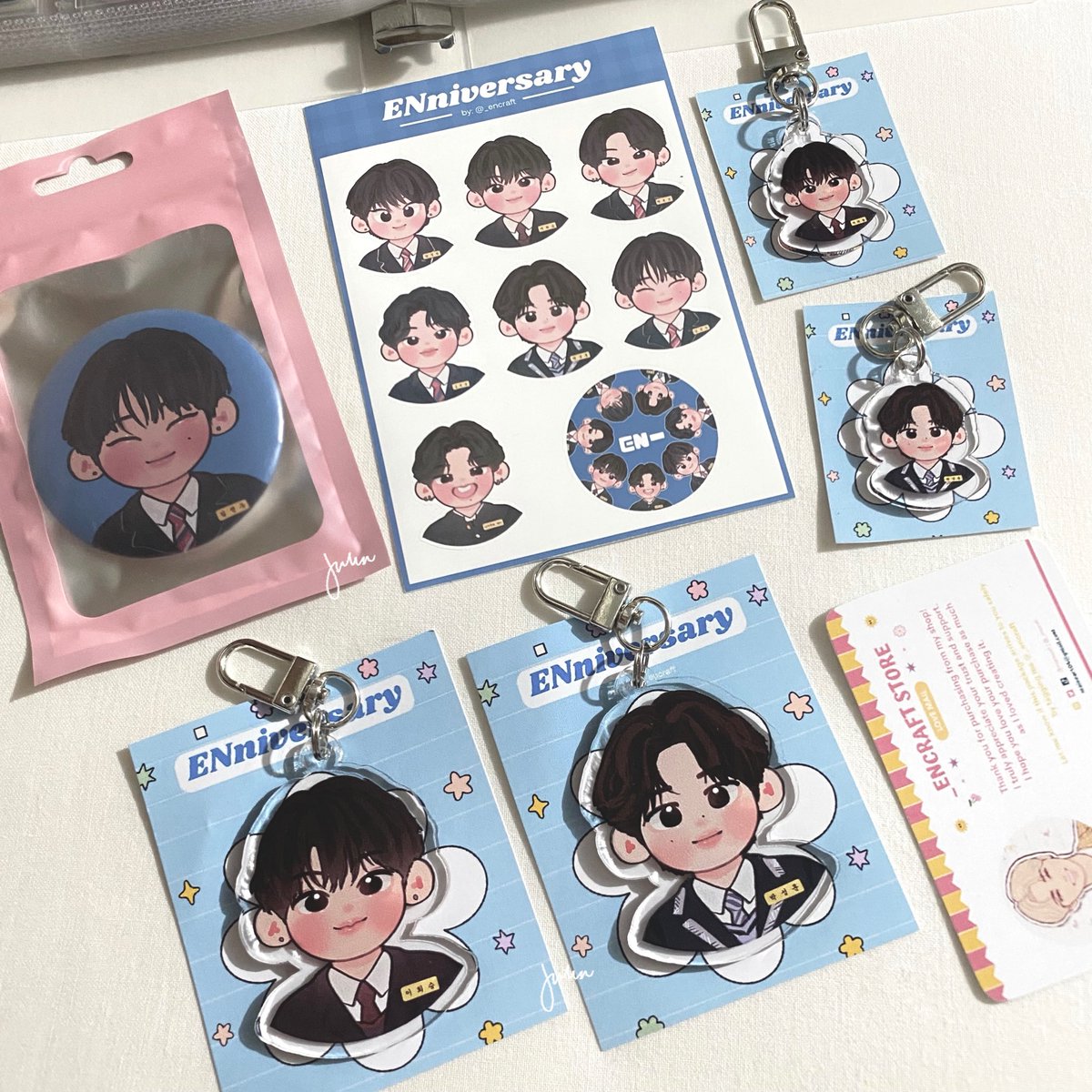 hoonlov's tweet photo. π @_encraft | #hlovmails
hiii this is late na but heehoon came home safely! thank you for ur quick responses regarding my concern about the 1 inch keychains, i really appreciate it π₯Ή i had so much fun unboxing! https://t.co/6H74sApmaP