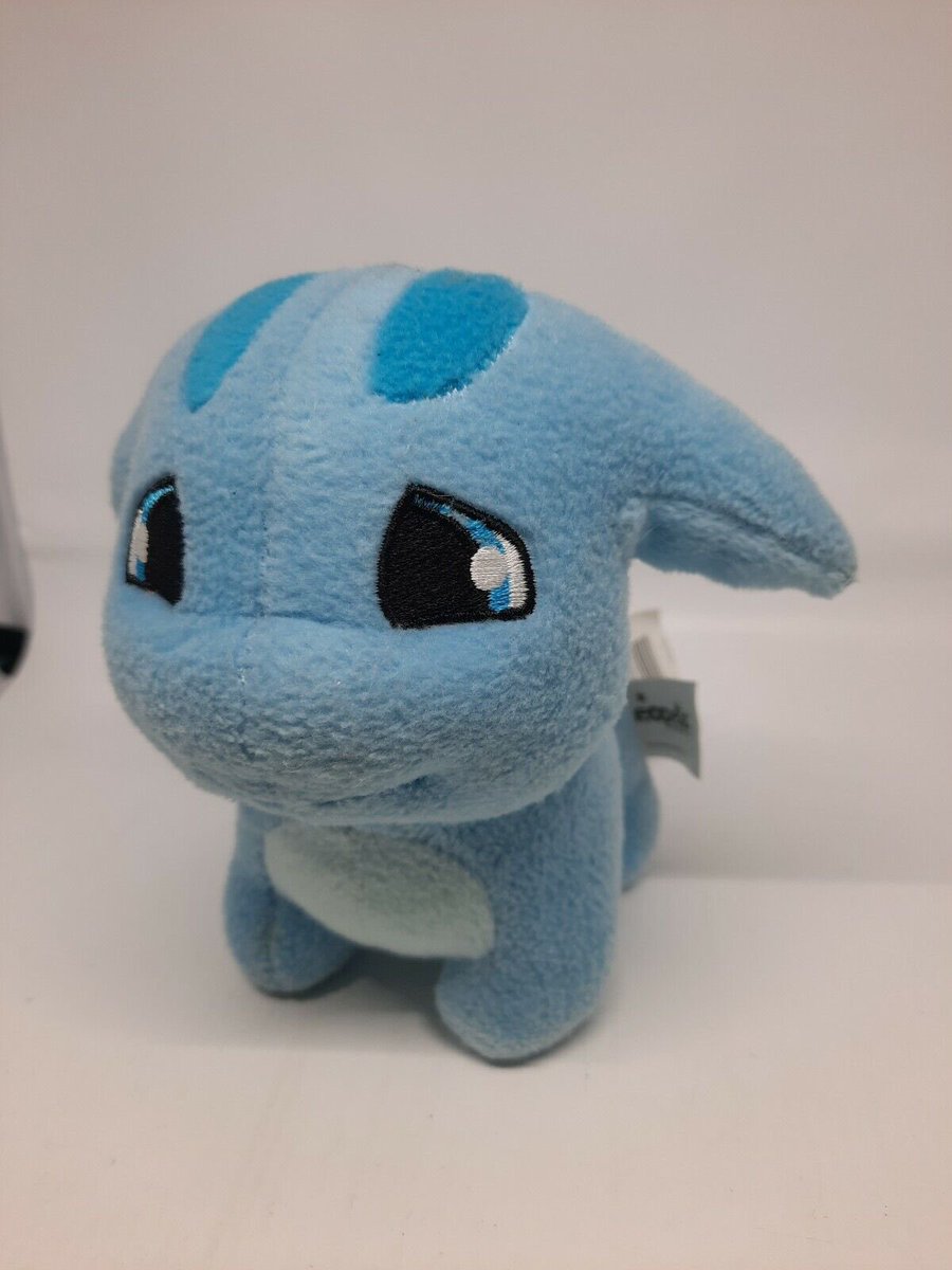 lispeaks_'s tweet image. i enjoy how poogle plushies uniformly look like their tummies hurt