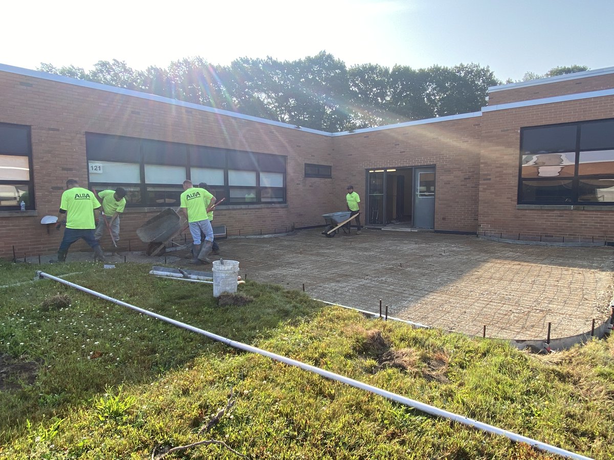 ContractorsAlba's tweet photo. Courtyard patio at one of our local schools. We are happy to help make improvements to our community! https://t.co/UhvWsNG3xJ