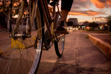 En los primeros 10 meses del 22, 6 de cada 10 personas que murieron en siniestros en Salta Cap iban en moto, bici o caminando. De esas 30 víctimas, 5 eran ciclistas y 3 eran peatones.
Hoy las ciclovías en Salta protegen a muchos ciclistas de ser heridos o muertos en el tránsito.