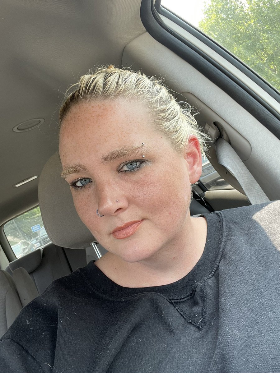 AmandaMcDa190's tweet photo. Good morning I am a big blue eyed curvy momma. I have curves in all the right places. I have an onlyfans page.I am here to fulfill your fantasies. I can do just about anything you request. Message me for my link and to let me know what you’d like to see on there. https://t.co/azY1WvVdpn