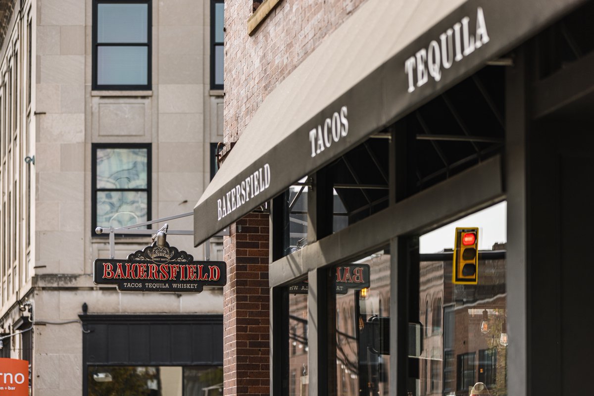 BakersfieldSN's tweet photo. Heads up y'all, we're getting a face lift! Bakersfield Short North will be closed this Saturday at 10PM through Friday, July 14th. We will reopen for dinner Saturday, July 15th, at 4PM. We're excited for you to see our new and improved space! https://t.co/YE6jFdptRp