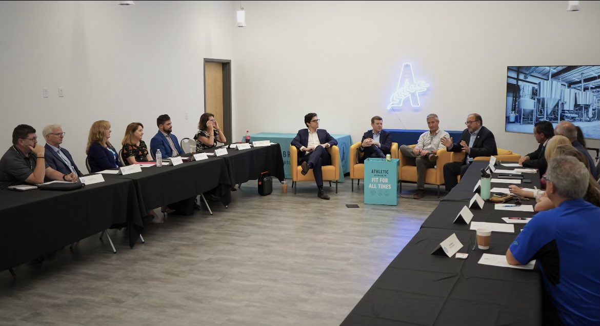 CTComptroller's tweet image. Great to be at @AthleticBrewing - one of the fastest growing companies in CT - for a legitimately invigorating discussion with state and industry leaders about how to meet our workforce challenges and get more people the skills and training they need to get a good-paying job.