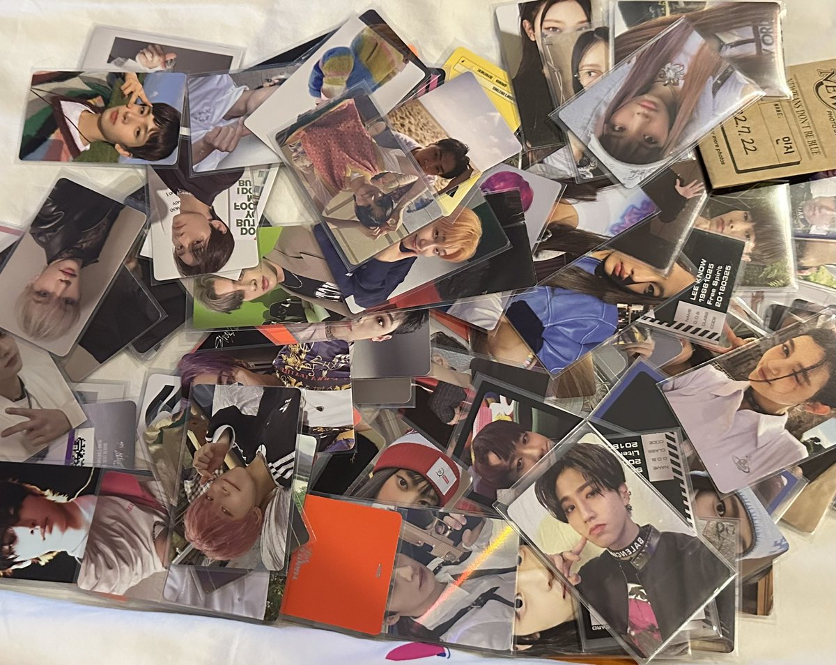 jaelovesryu's tweet image. - 🎀 𖥻 [ pc giveaway ·͜·   ! ] 𖥔 ࣪ ᥫ᭡ 

𖤐 • 6 winners of random pc ୨୧
𖤐 • mbf me , like &amp;amp; rt ࿓ 
𖤐 • drop the group u want ! ♡‧₊˚
𖤐 • choices are : enhypen , stray kids , newjeans , twice , itzy , &amp;amp; txt

• ends in a week or less !