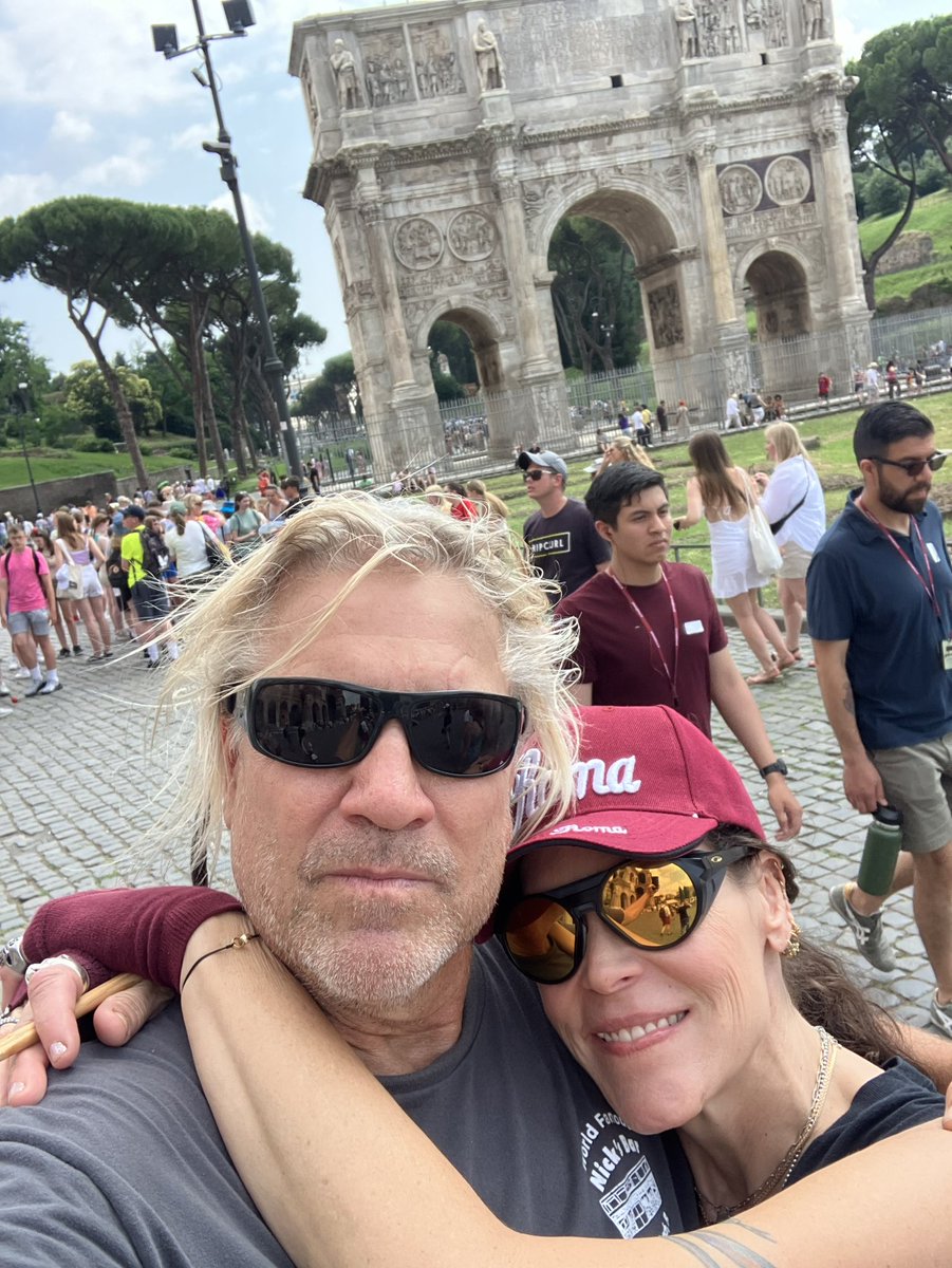 Beth Hart tweet media