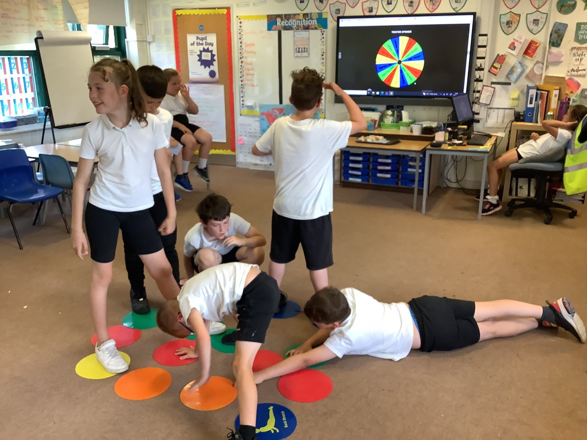 MrsWilliamsCMP's tweet image. We’ve been in a Time Machine and gone back to the 1970s in Class 8! @Carrmillprimary