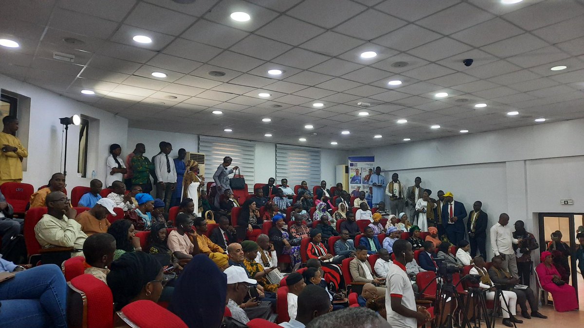 [1/2] Le <a href="/PNUDMALI/">PNUD MALI</a>, à travers le Programme Entrepreneuriat Jeunesse (PEJ), appuie l'organisation de la 2e édition de la journée mondiale des micros, petites et moyennes entreprises, sous le haut patronage du Ministre de l'Industrie et du Commerce.
<a href="/CommerceMali/">Ministère de l'Industrie et du Commerce</a> <a href="/GouvMali/">Primature du Mali</a> <a href="/MPmepmi/">MALI Pmepmi</a>