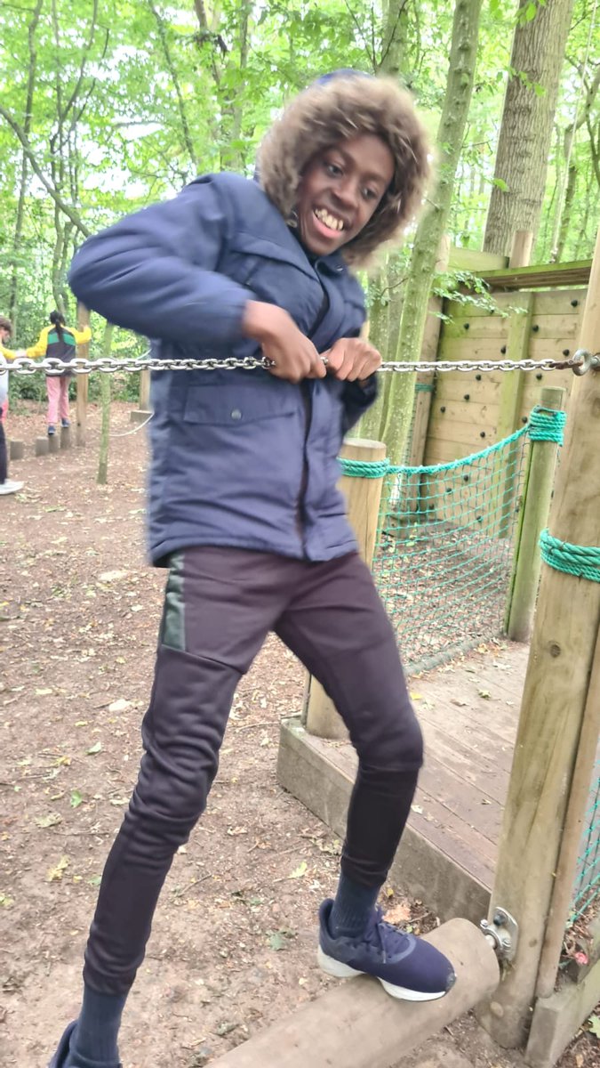 Stormont House tweet media