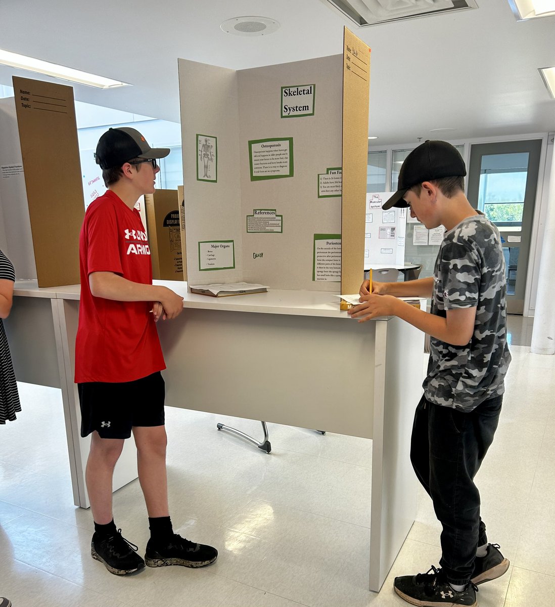 Emily Maynard tweet media