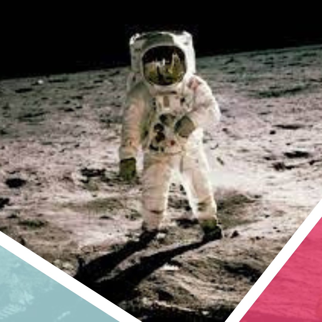 sandrions1's tweet photo. 20 juillet 1969, ce jour qui fut "un petit pas pour un homme, un bond de géant pour l'humanité". 
450 millions de personnes suivent le direct à la télévision.🌕✨ #Apollo11 #NeilArmstrong #Lune https://t.co/H2DUpTNYFy