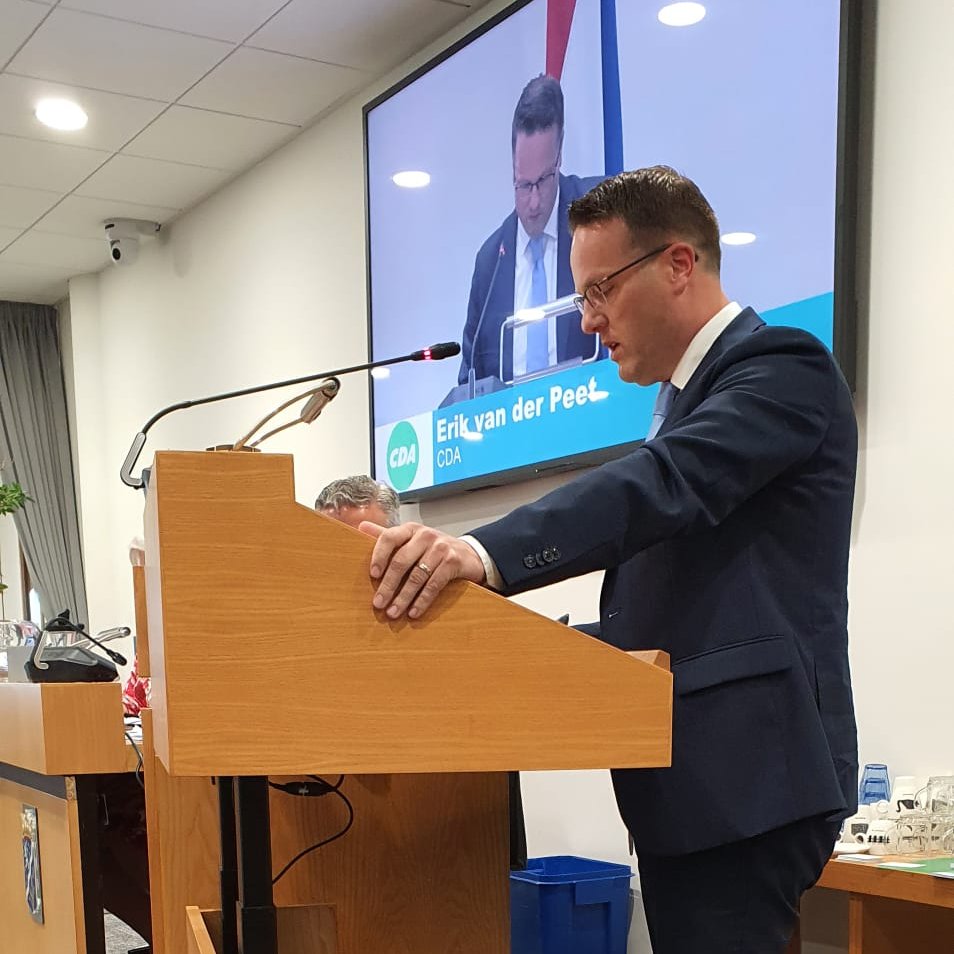 #voorjaarsrapportage 📝 Vandaag behandelen we in <a href="/haarlemmermeer/">Haarlemmermeer</a> de voorjaarsrapportage.
Rooskleurig ziet het er niet uit en daarom introduceren wij onze eigen drie O’s: 
Dingen die Onnodig, Onduidelijk of Overdreven zijn doen we wat het CDA betreft de komende jaren niet meer.