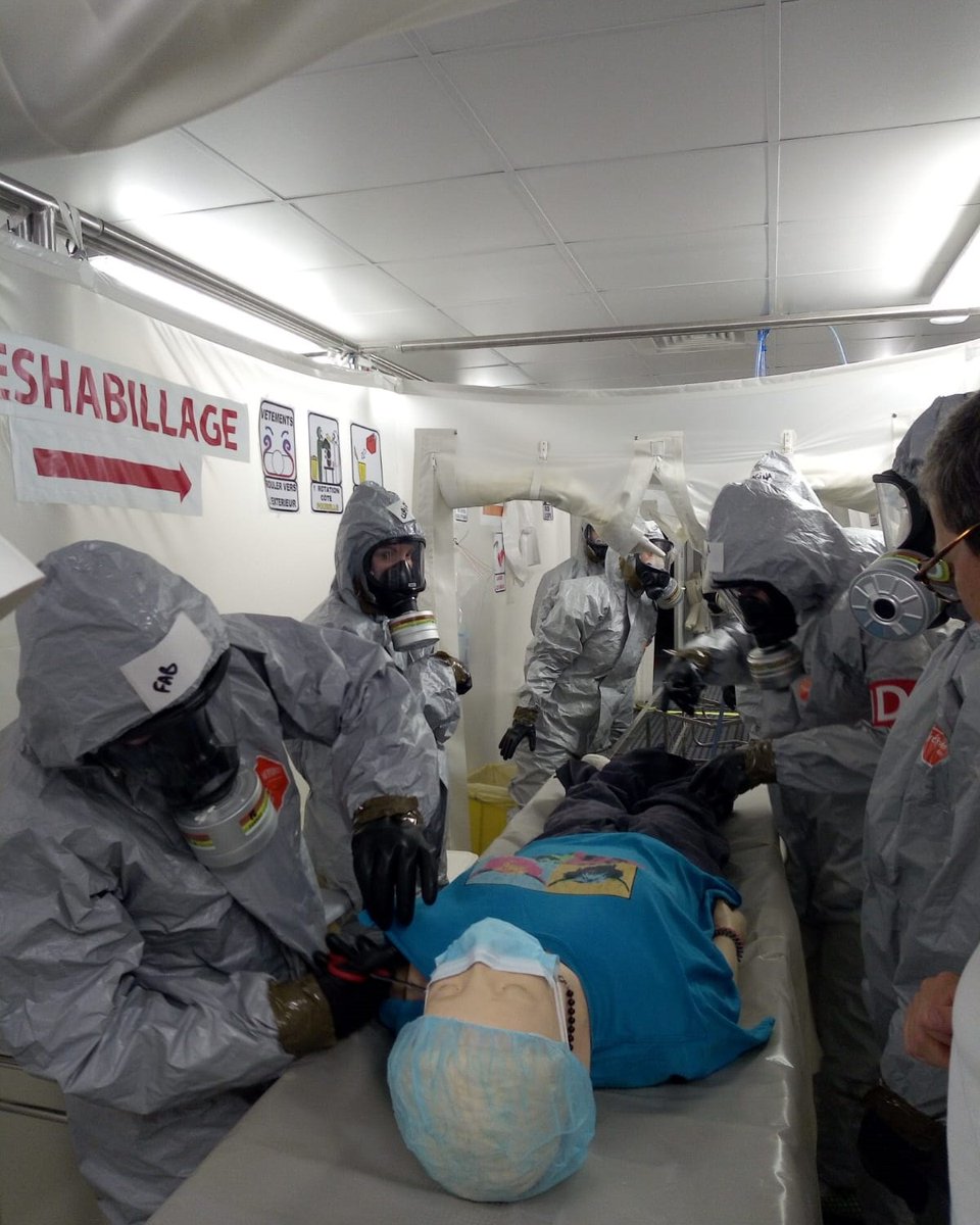 CHCoteBasque's tweet photo. Pays Basque  jeudi de la #formation #urgences #catastrophe
1ere formation #Situations #Sanitaires #Exceptionnelles (Risques #nucléaire, #radiologique #chimique ) proposé par le CESU 64A  du  Centre Hospitalier de la Côte Basque à l'ensemble du personnel hospitalier https://t.co/3gzSAP1ncc