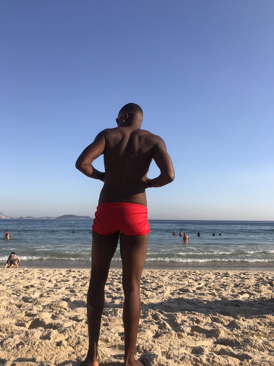 RufoLyon's tweet image. Ativando a melanina no RJ🌞🌊 

#arpoador