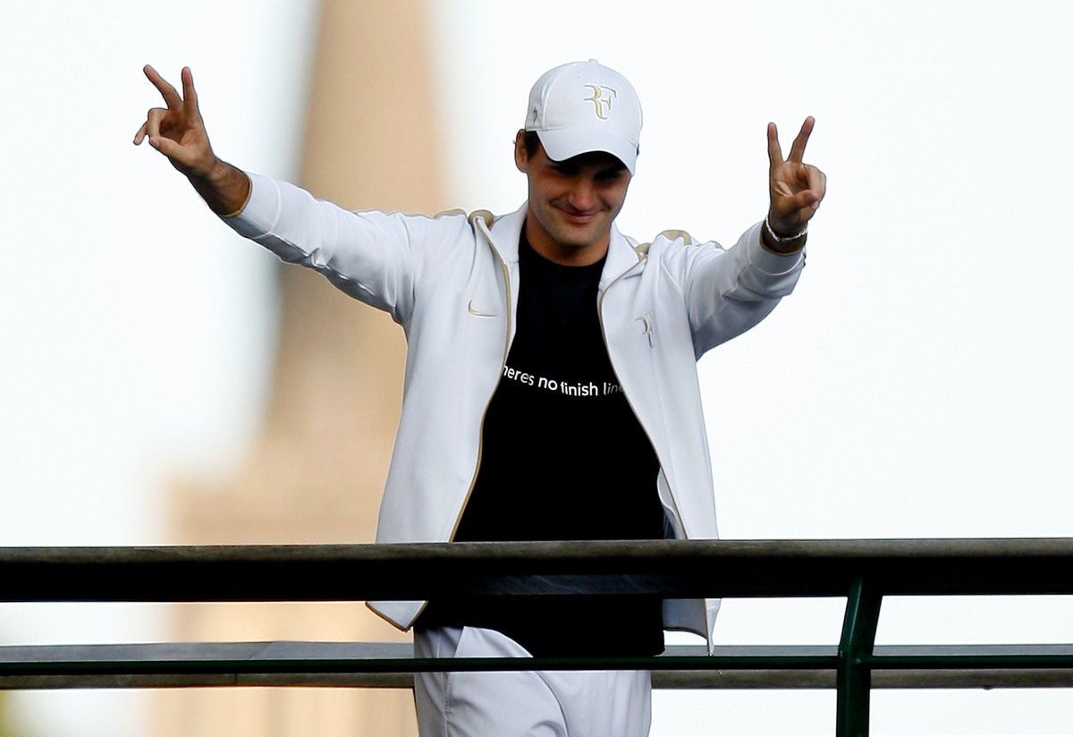 norinchi_df's tweet photo. Q: What is your favorite Nike slogan on t-shirts?
Roger : "There is no finish line "
#askrf 2014 https://t.co/AQKwyYJNC1
