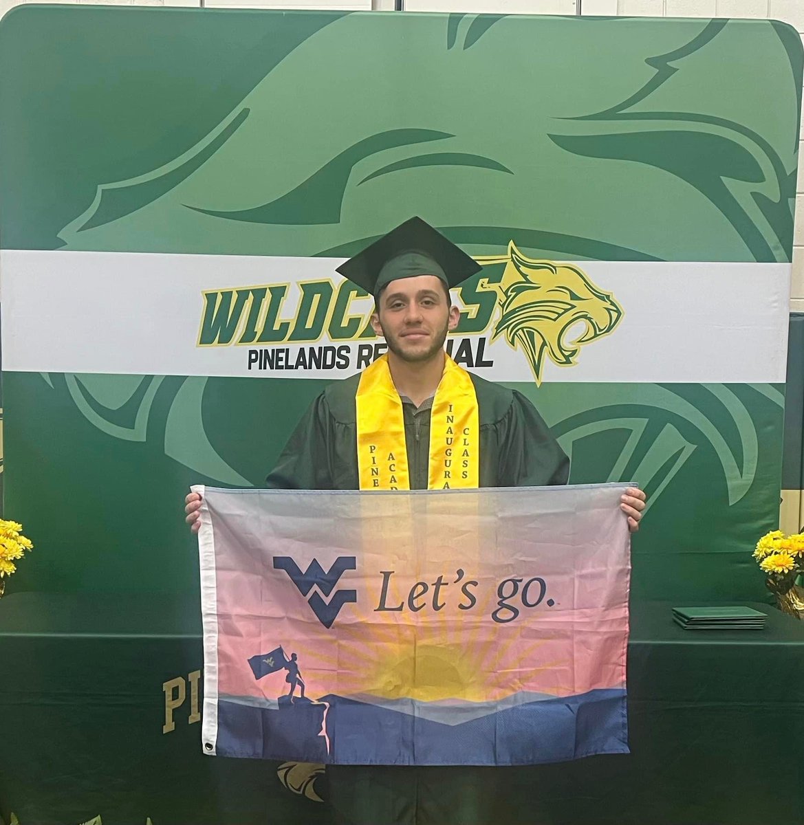 WVUAROTC1867's tweet image. Shout out to Thomas "Gio" Rosetti of Little Egg Harbor, NJ. He was awarded a 3-year National Scholarship and will be part of the Mountaineer Battalion this fall. Climb to Glory, Mr. Rosetti! #wvu #ArmyROTC #ClimbtoGlory @4thBdeArmyROTC