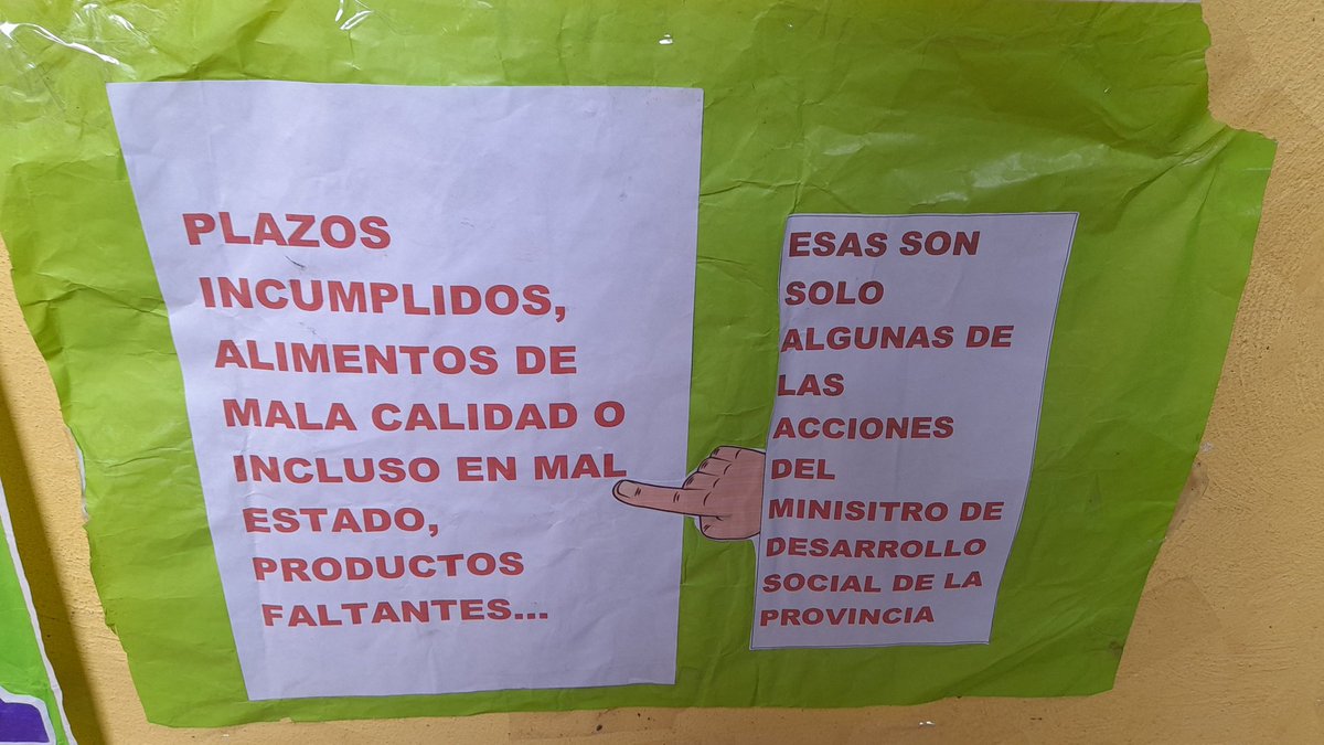 LdsMnes's tweet photo. Nuevamete nos encontramos frente al ministerio, 3er día de lucha!Seguimos sin respuestas...
Exigimos al ministro @FernandoMezaOK  que nos atienda. https://t.co/r2yaM6MAXL