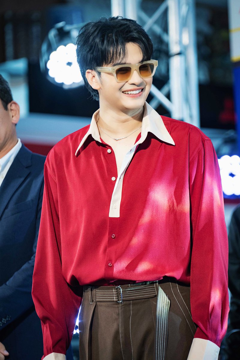 maysylvie's tweet photo. พึ่งรู้ว่าเส้นโค้งที่สวยที่สุด 
คือรอยยิ้มของเธอ :)

———— 
29.06.2023 | แสงวิจิตรเทรดดิ้ง สกลนคร
#NONTandME #MitsubishiElectric
#NONTTANONT #capturebymaysylvie https://t.co/OaaZOk94ZR