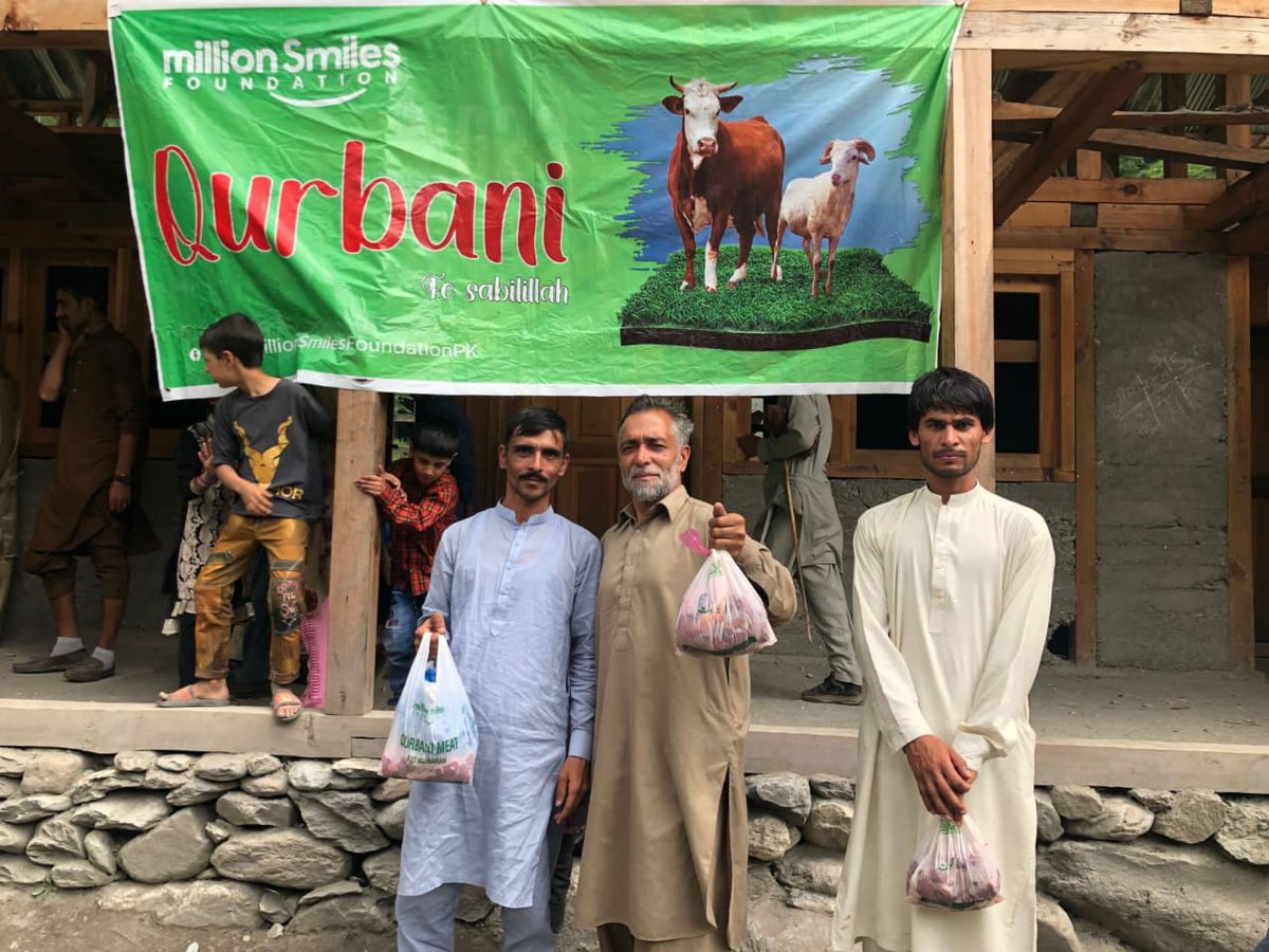 MSfoundationPK's tweet photo. Qurbani in Kashmir in Tehjian Village Near LOC, Neelum Valley with a #MillionSmiles ...!

The Qurbani in Tehjian for 100s of families supported with your contributions.

Thank you for your love, support and prayers for our brothers & sisters. You ALL have been a reason of spreading "Smiles for Humanity" in Neelum Valley.

 #QurbaniwithMSF #SmilesforHumanity #MillionSmilesFoundation #NeelumValley