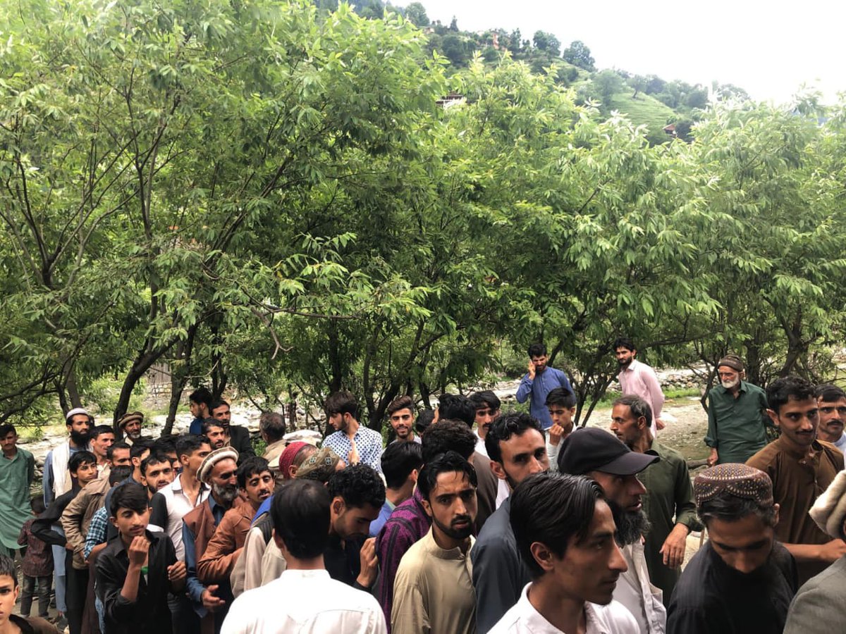 MSfoundationPK's tweet photo. Qurbani in Kashmir in Tehjian Village Near LOC, Neelum Valley with a #MillionSmiles ...!

The Qurbani in Tehjian for 100s of families supported with your contributions.

Thank you for your love, support and prayers for our brothers & sisters. You ALL have been a reason of spreading "Smiles for Humanity" in Neelum Valley.

 #QurbaniwithMSF #SmilesforHumanity #MillionSmilesFoundation #NeelumValley