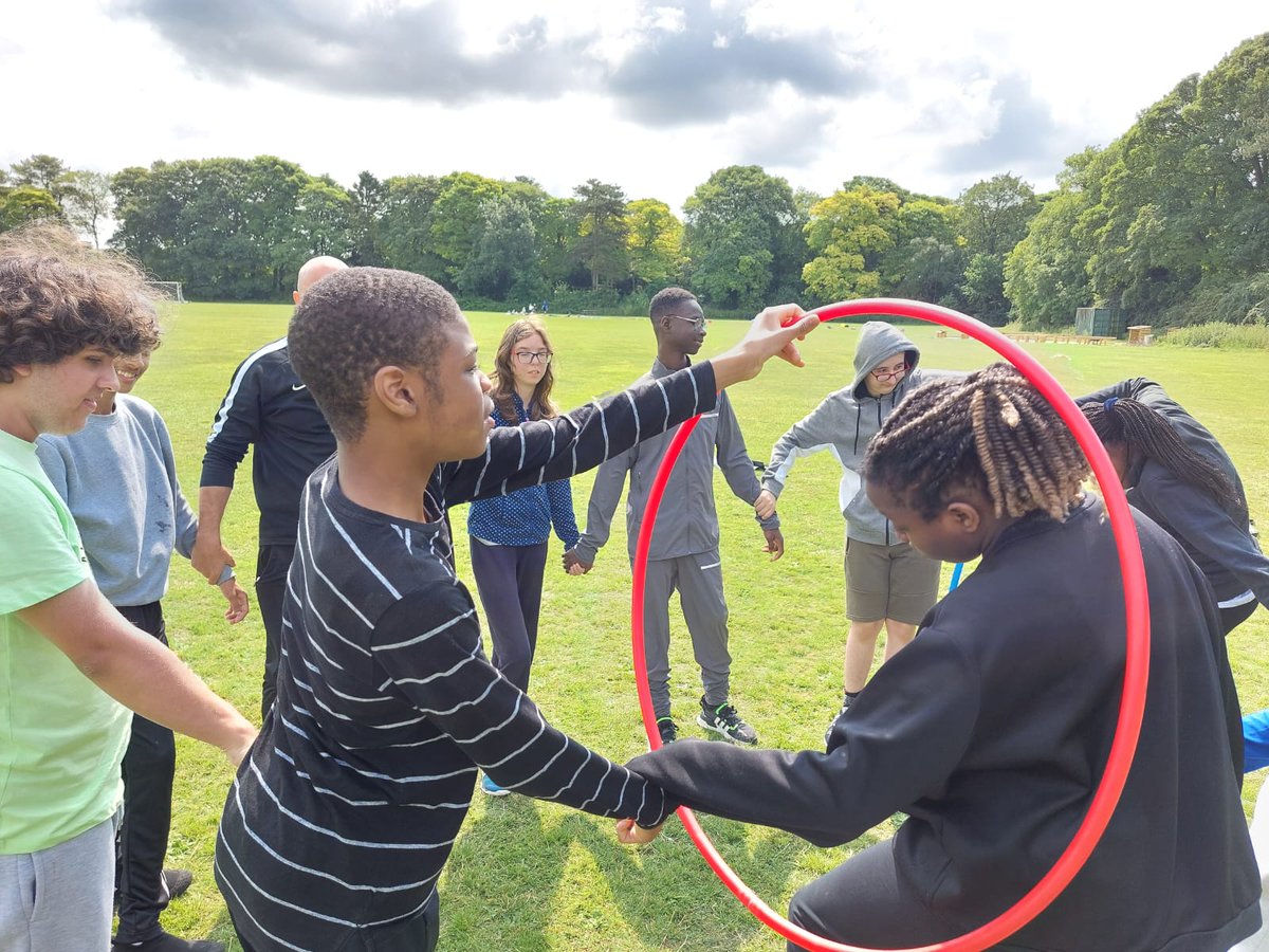 Stormont House tweet media