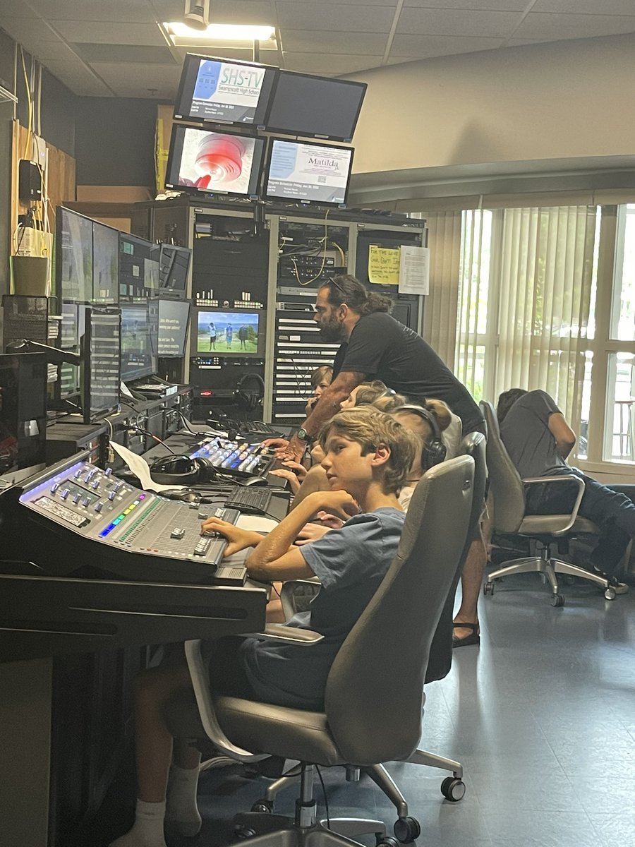 Control center of TV camp <a href="/SwampscottHS_TV/">SHS-TV</a> Such a cool experience - I am sure it is sparking some passion for future careers! The students are so joyful in here and so serious about their craft! @sps01907 @swampkohut