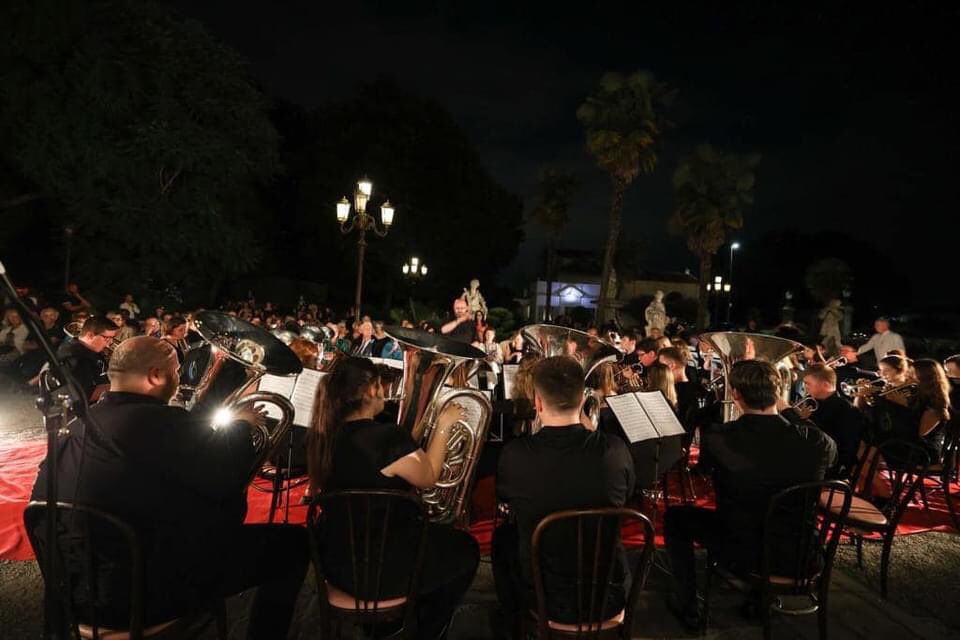 CerddNPTMusic's tweet photo. Cerdd NPT Music Lake Garda, Italy tour 🇮🇹

#nms #nptcbc https://t.co/ESYU5z5sD5