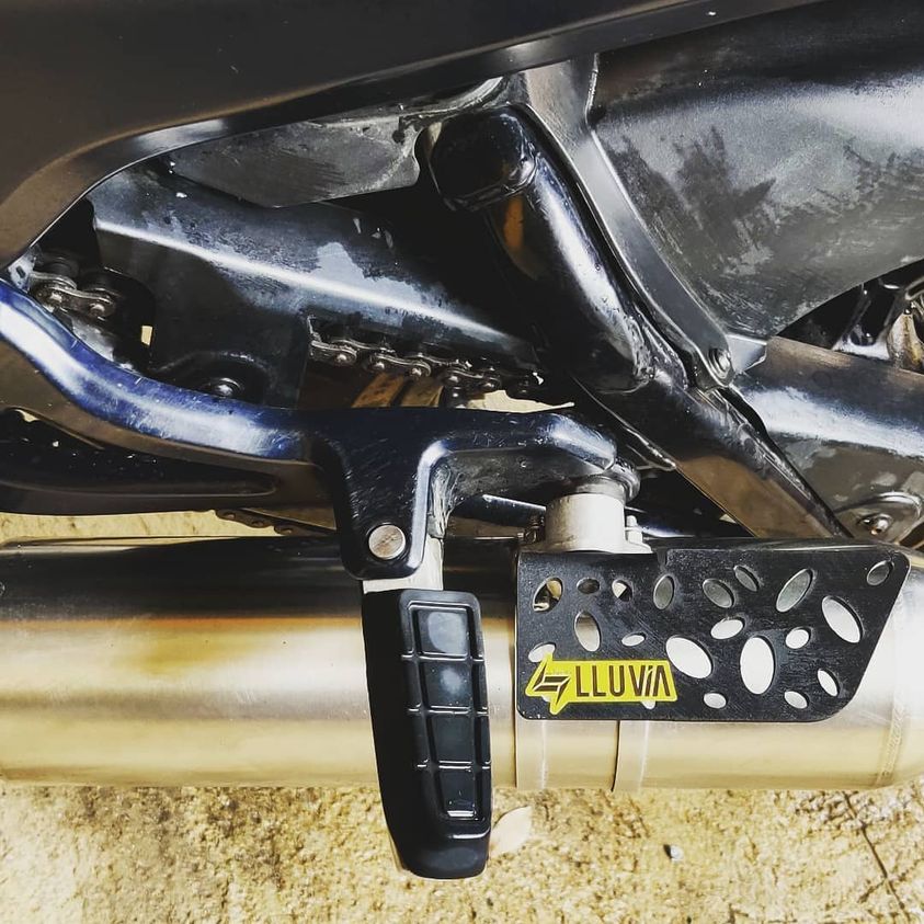 Pillion Footrest for Mojo 300 From LLUVIA

Shop at lluvia.in

#lluvia #lluviaturizmo #lluviaindustries #mahindra #mojo300 #mahindramojo300 #BikeTO #Riders #footrest