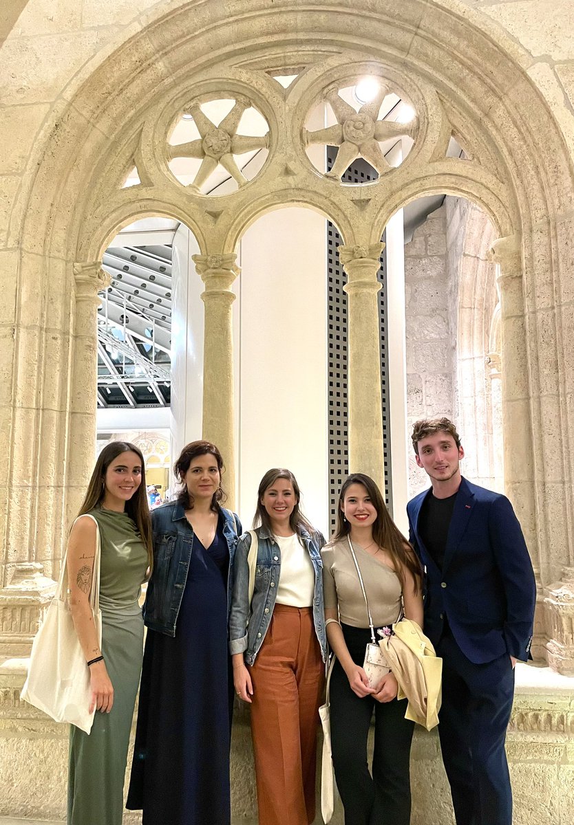 MicrobiotaUGR's tweet photo. Increíble experiencia nos llevamos del XXIX Congreso de la SEM. Muchas gracias al comité científico y al grupo de taxonomía por el premio a “mejor presentación póster”. Nos vemos en Jaén!! @CongresoSem23 @SEMicrobiologia https://t.co/FgAlBmpClo