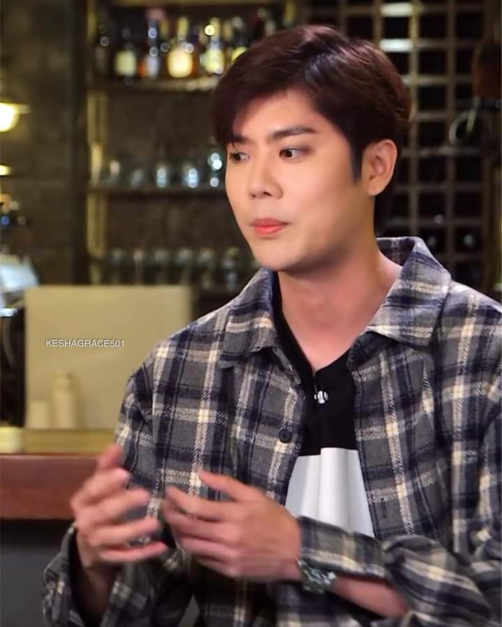 keshagrace501's tweet photo. KyuJong's 매일불금 2019 

#KimKyuJong #SS501 https://t.co/eEslIPYUnG