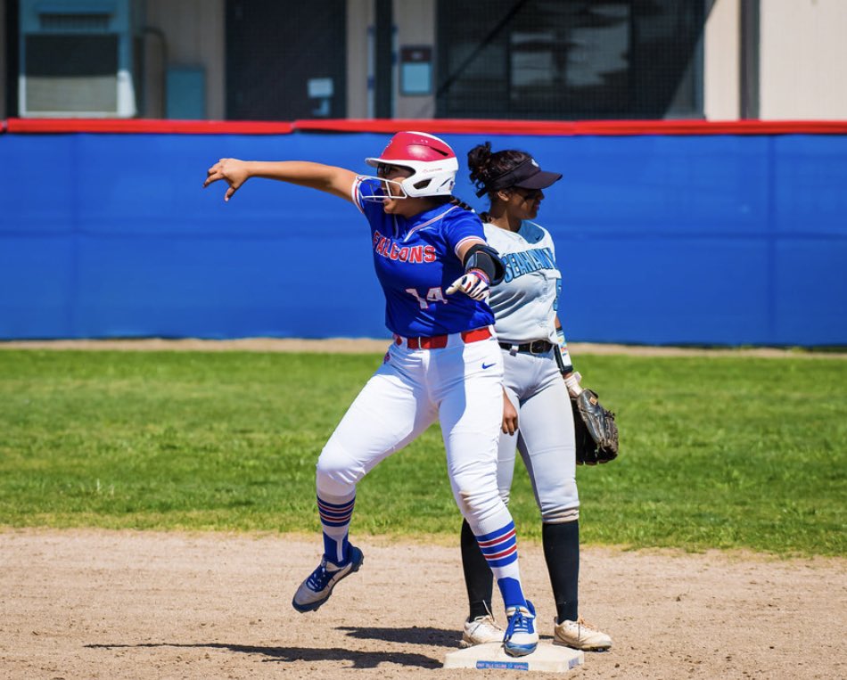 WHCCSoftball's tweet photo. Is it August yet?!
.
#falconfamily #missingthegame #seasonready #newera https://t.co/2uV9aG4jWU