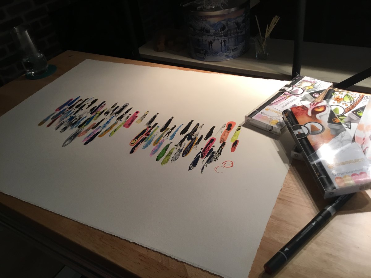 AndreaLiquidArt's tweet image. The process in pics.  Document yours when you can.  #artistprocess #maximalist #contemporaryart #artroomsapp #ooak #mixedmedia #abstractartist #newyorkartist #andrealiquidart #texture #boldcolors #interiordecor #wallartforsale arthouse330.com