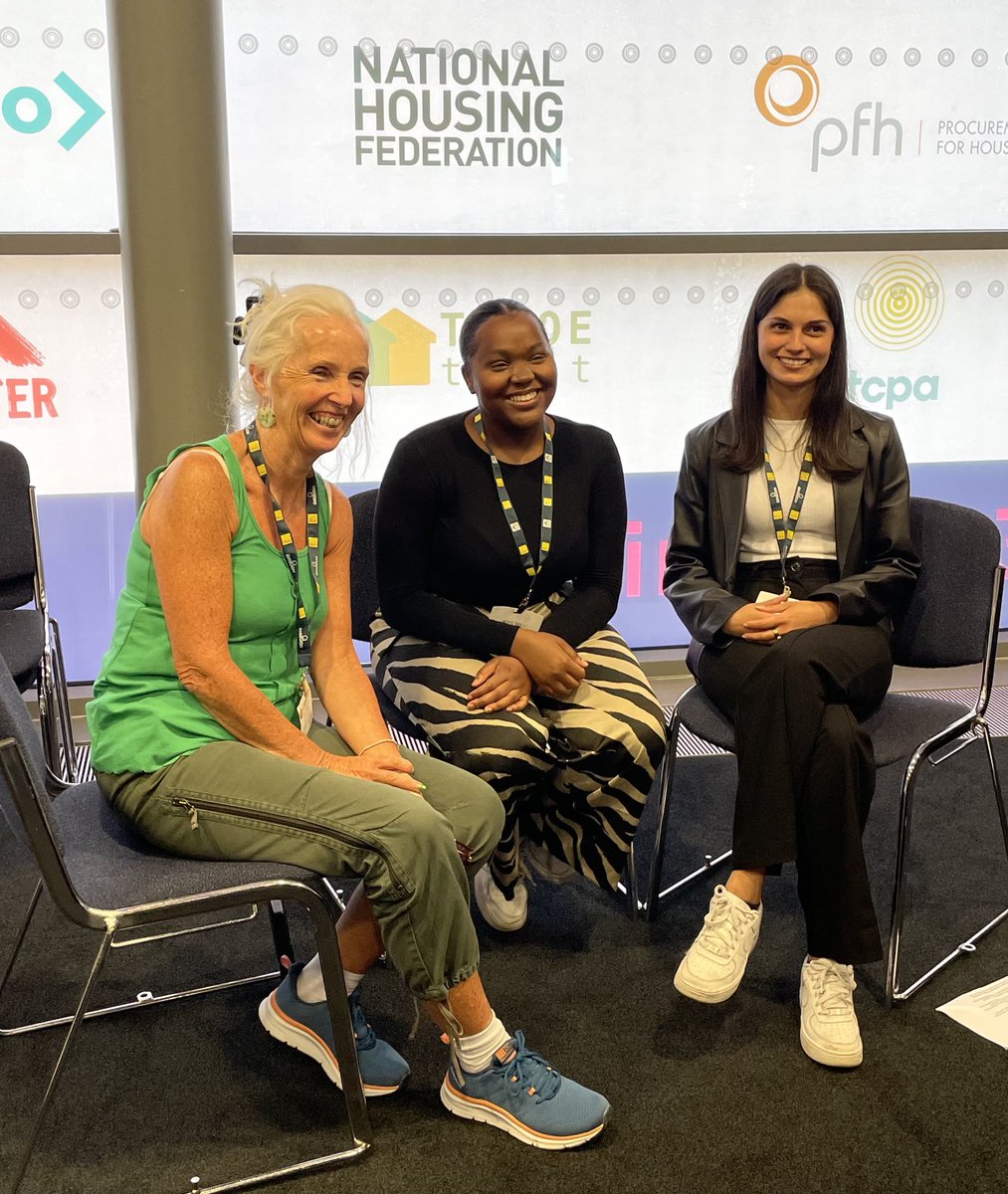 Careers in housing ….. ⁦@MyGreatPlace⁩ Graduate new recruits talking to ⁦@HelenMcHale3⁩ ⁦@Housing_event⁩ ⁦@GMhousing⁩ what a great conversation!