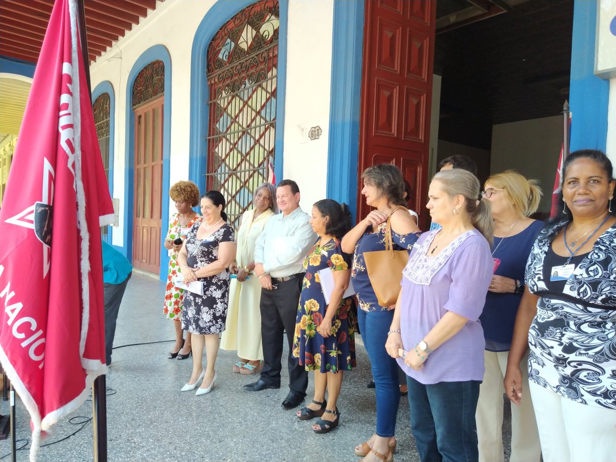 En el Aniversario 6to del Centro de Gestión del Conocimiento del Ministerio del Comercio Interior de Cuba,se realiza Encuentro de las Ideas Científicas para el Desarrollo del Comercio, con la presentación de más de 70 trabajos investigativos
#ComercioCuba 
#Cuba