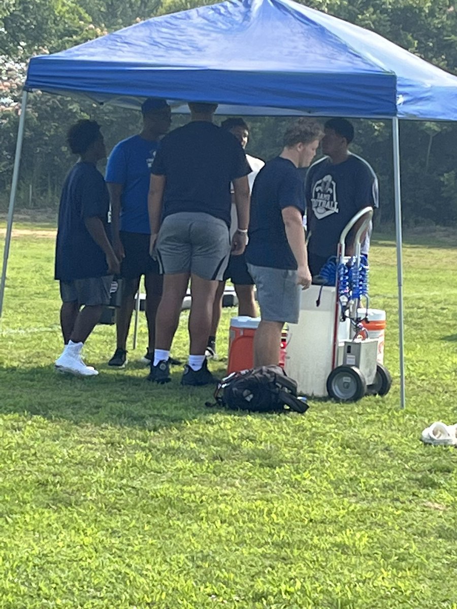 StAndrewsFB's tweet photo. Big Man camp!  Great group of young men from @SwettAthletics taking advantage of the morning training. #rams #knightscreed https://t.co/e7NtlklLNn