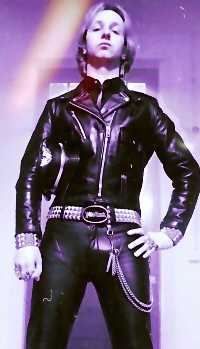 OurHalford's tweet photo. Yep, there he is, the one and fucking only.
#halford #judaspriest #fight #2wo #robhalford #nuestrohalford #metal #heavymetal #metalgod https://t.co/fcG8gTC1UX
