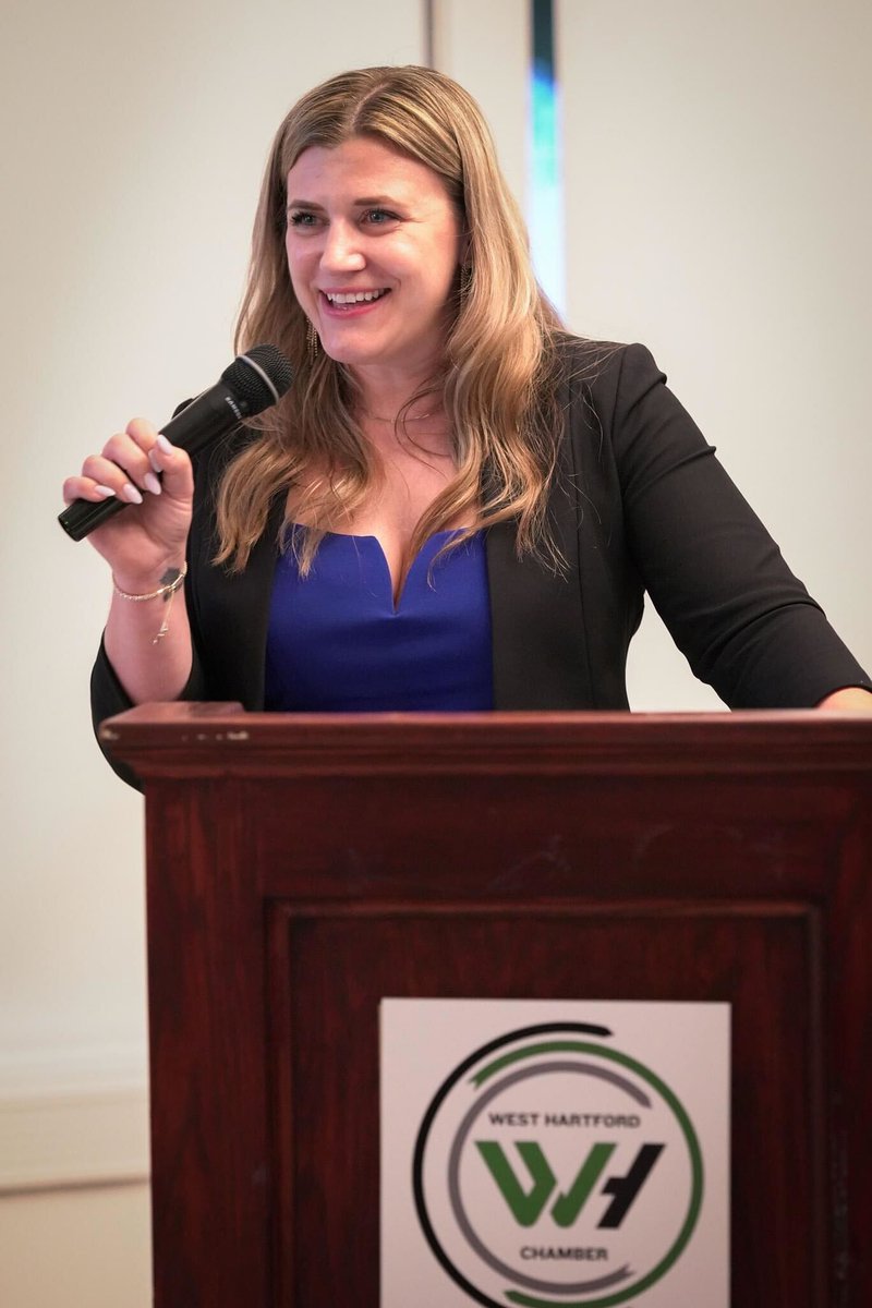 newparkcreative's tweet photo. The @newparkcreative team is incredibly proud of our Founder and CEO, Carrianne Polo, for her achievement in receiving the Elizabeth Gustin Basil Women’s Leadership Award from the WeHa Chamber of Commerce. 

#newparkcreative #marketingagency #digitalmarketing  #womeninbusiness https://t.co/QTukM7v6k6