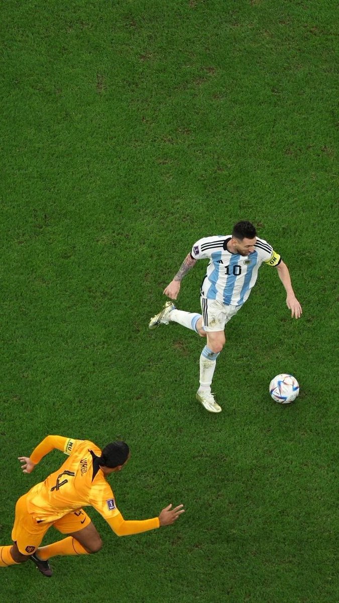 Andydenazareth7's tweet photo. Lewandowski elimine Messi nan #LDC, Messi bat li nan #CDM22 a

Van Dijk elimine Messi nan #LDC, Messi eliminel nan #CDM22 a

Modrić elimine Messi nan #LDC, Messi eliminel nan #CDM22 a

MBappé elimine Messi nan #LDC, Messi chanpyon sou li nan #CDM22 a

#Messi𓃵Vanjans #SanPitye https://t.co/Fib0CxzfaF