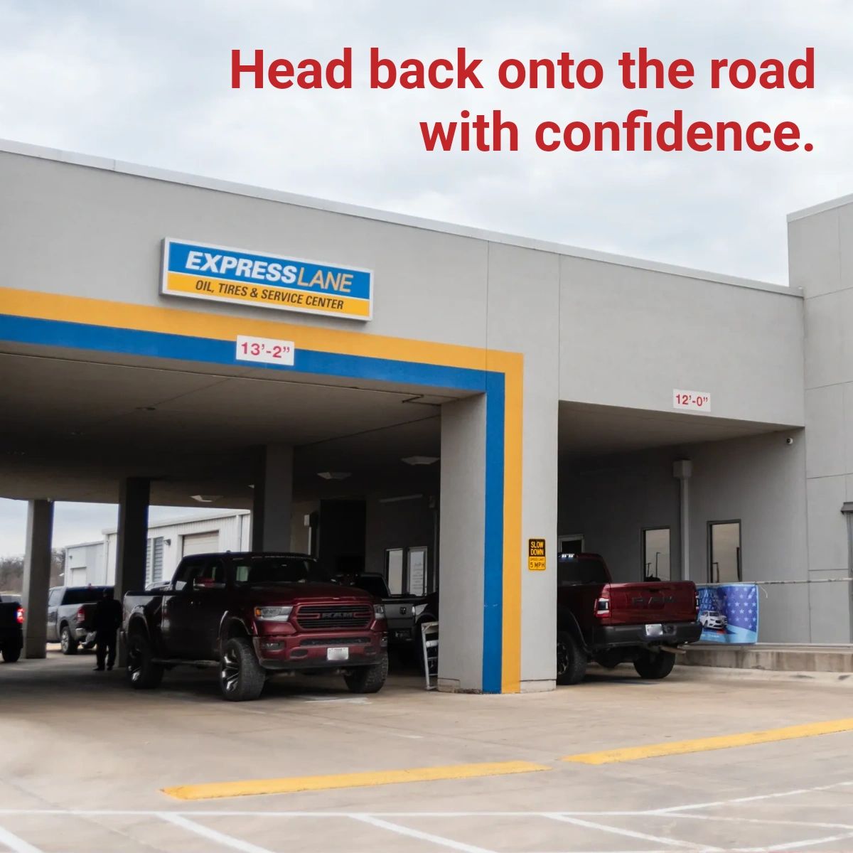 TexasChrysler's tweet photo. At Mac Haik, we take pride in our top-quality service and repair department. Our skilled technicians will take care of any issue your vehicle may have, so you can get back on the road with confidence. #MacHaik #Dodge #Chrysler #Jeep #CarRepair #CarTuneUp #QualityService https://t.co/OyOYc16vkp