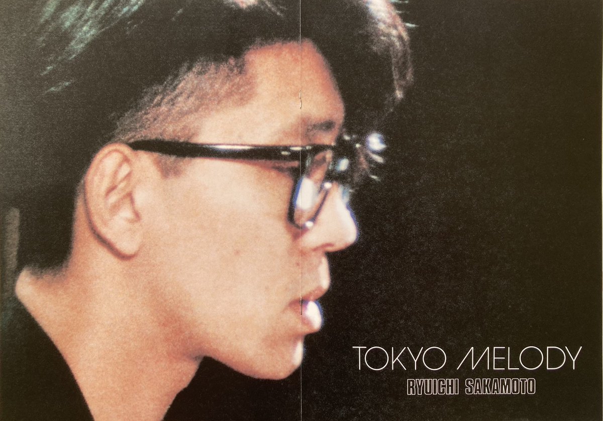 waves_and_static tweet media