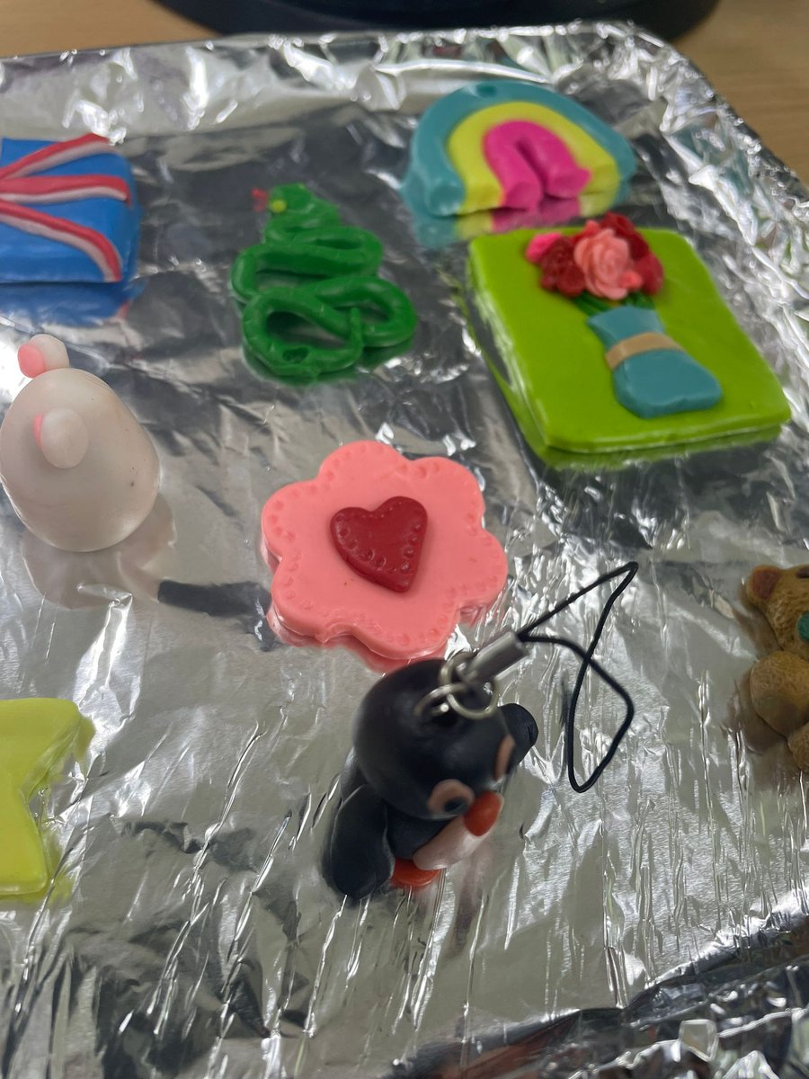 DVCollege's tweet image. Learners from Health and social care have made a collection of handmade decorations that you will be available to buy at the Summer Festival this weekend.

📅 Saturday 1st July
⏰ 10:00 am - 14:00 pm
📍 Dearne Valley College

#funforeveryone #summerfestival #dearnevalley #college