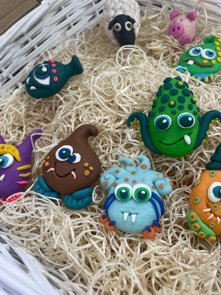 DVCollege's tweet image. Learners from Health and social care have made a collection of handmade decorations that you will be available to buy at the Summer Festival this weekend.

📅 Saturday 1st July
⏰ 10:00 am - 14:00 pm
📍 Dearne Valley College

#funforeveryone #summerfestival #dearnevalley #college