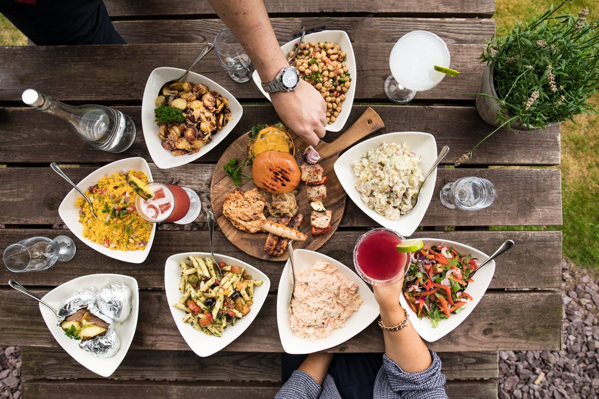 No1CorkHotel's tweet photo. 🌞 Plan a family occasion with a difference, this summer, treat your family to a BBQ feast they won't forget at Cork International Hotel 🔥
Book your spot now: events@corkinternationalhotel.com
#SummerBBQ #FamilyTogetherness #FlavorsOfSummer https://t.co/L8j54gOKA8